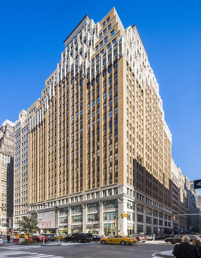 Series signs 12,000 s/f lease at The Feil Orgs.’ 520 West 25th St. : NYREJ