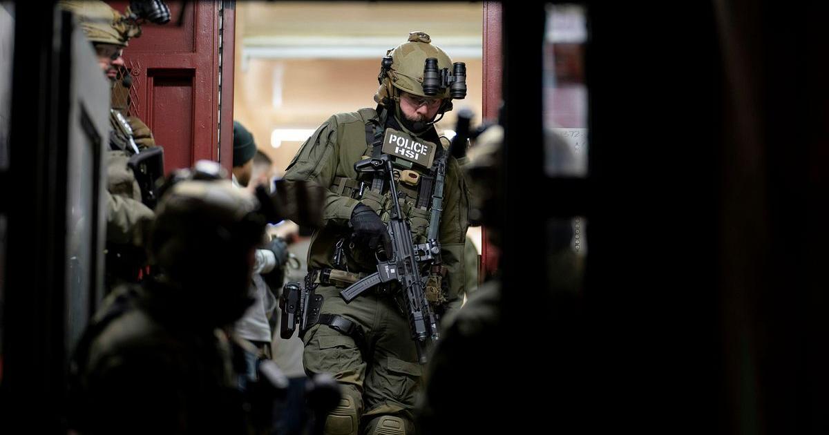 NYC mayor-elect offers advice on resisting ICE raids | New York