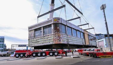 Iconic Diner Craned to New Home at Steiner Studios in Brooklyn | National News