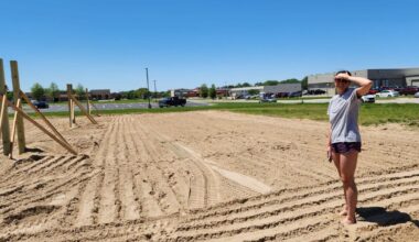 785 Dive, an outdoor sand volleyball/dive bar, is coming to Manhattan | Business