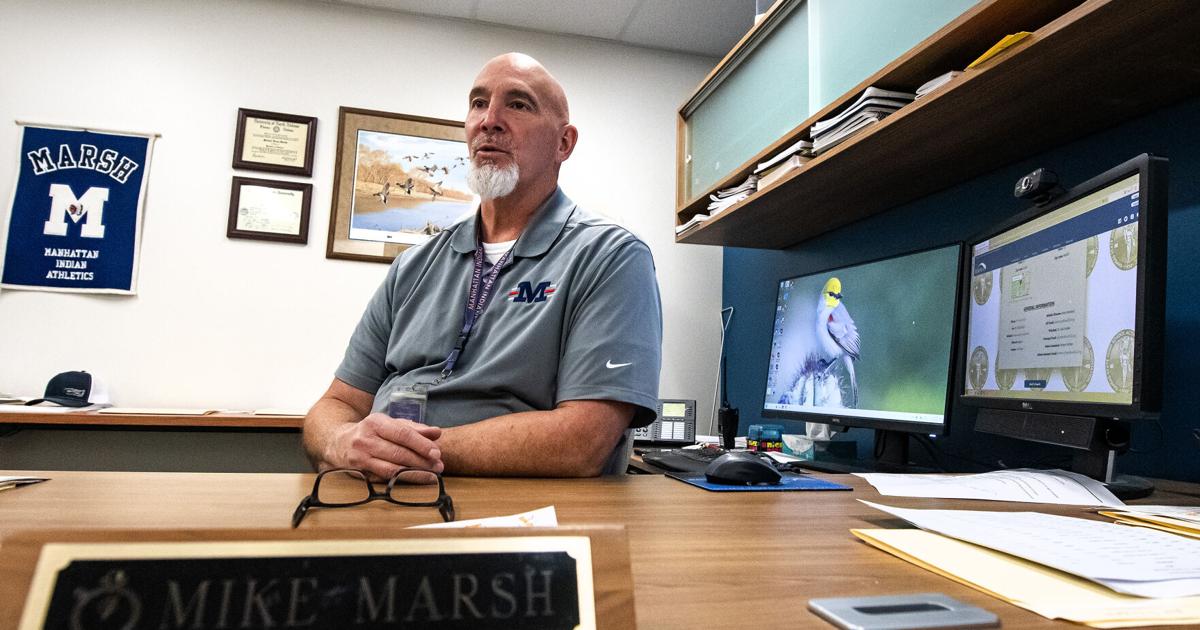 A lifetime in blue: Longtime AD Mike Marsh’s enduring mark on Manhattan High | Sports