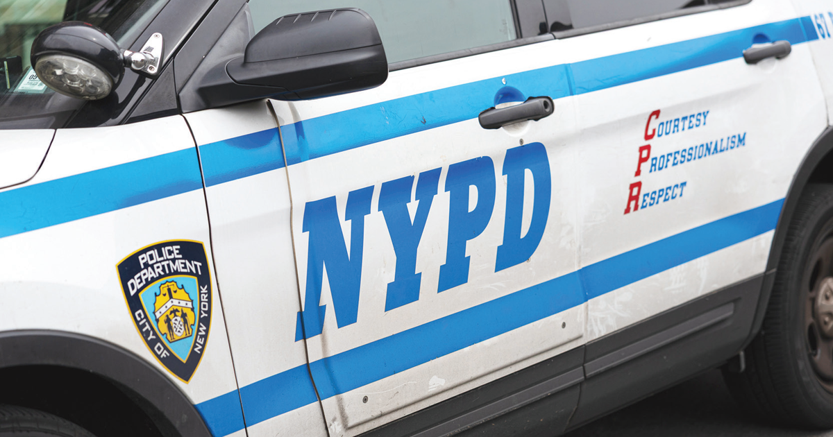 NYPD cop loses month pay for kneeling on back of Manhattan suspect | News