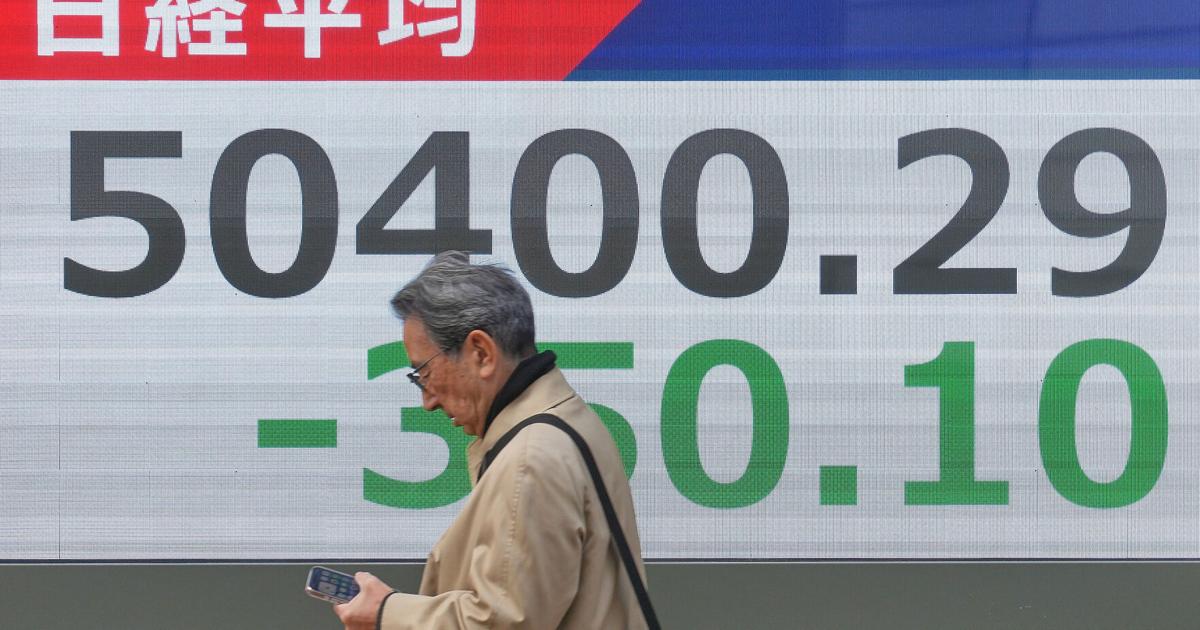 Stocks slip on Wall Street as 2025 winds down | Ap-business