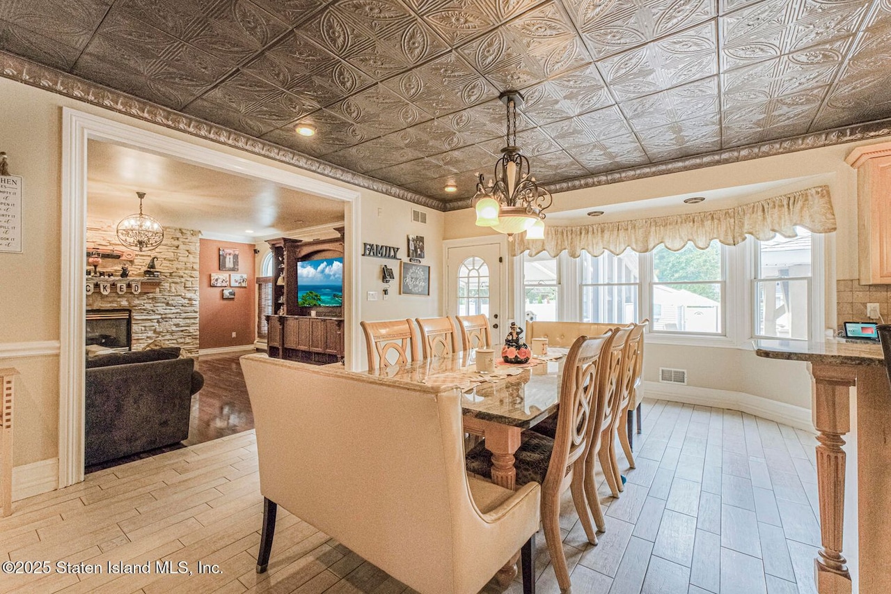 72 Giegerich Avenue, Tottenville