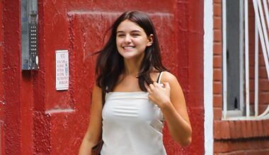 Katie Holmes and Suri Cruise share festive holiday moment in NYC with chic mother-daughter looks