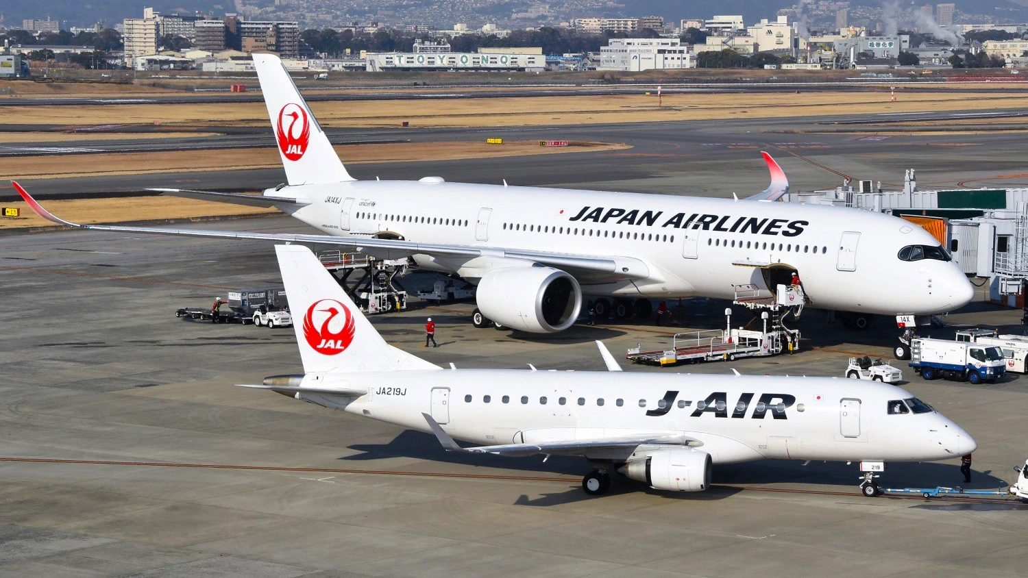 Japan Airlines A350 and J-Air, Japan Regional Airlines
