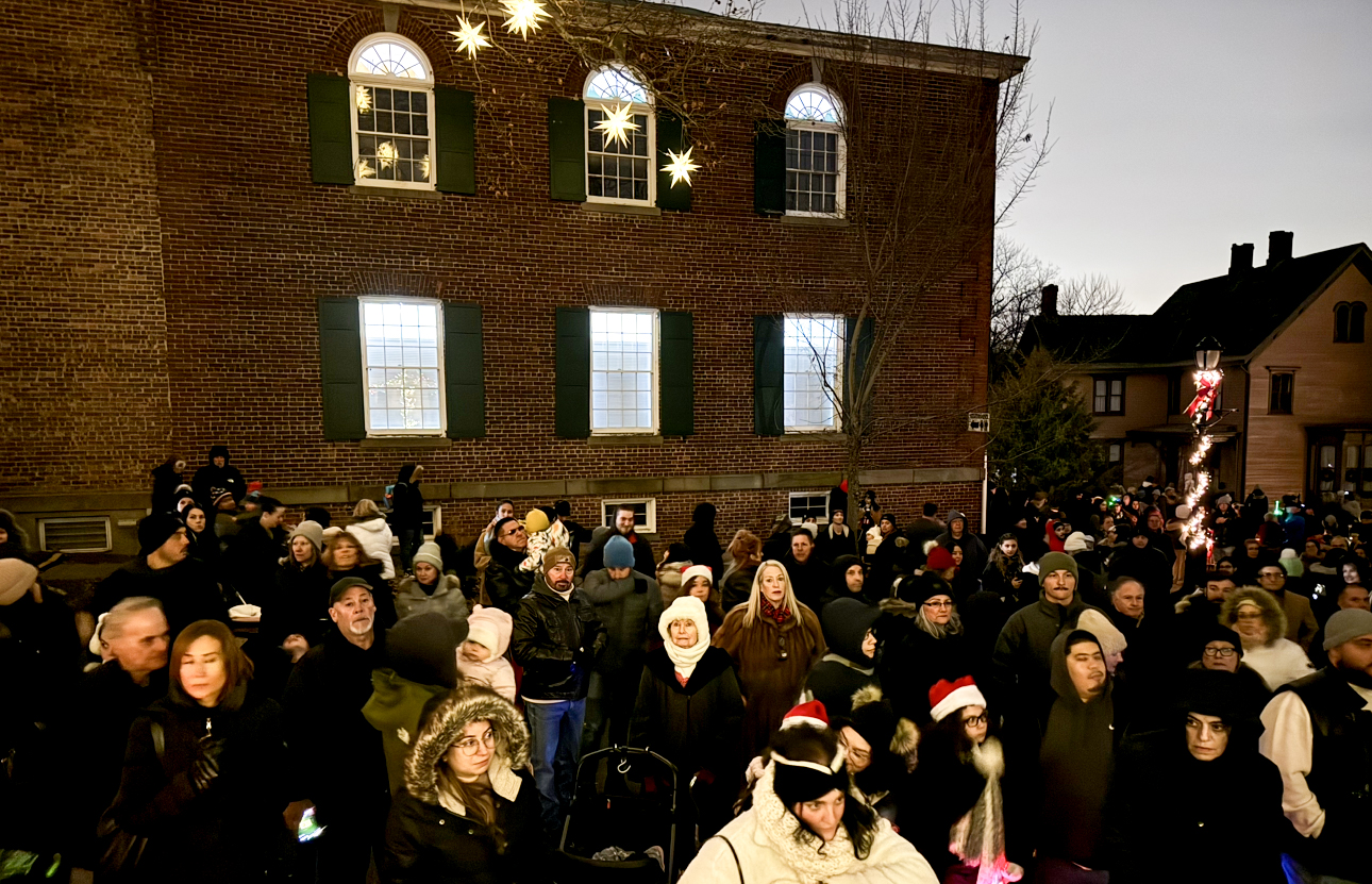 Scenes from the tree lighting at Historic Richmondtown on Dec. 5, 2025. (Steve White for the Advance/SILive.com)