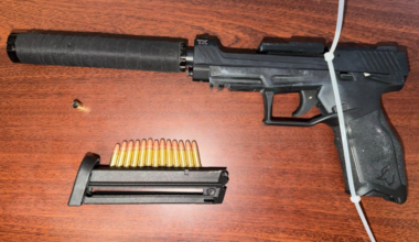 Gun with silencer, brass knuckles seized during Staten Island traffic stop: NYPD