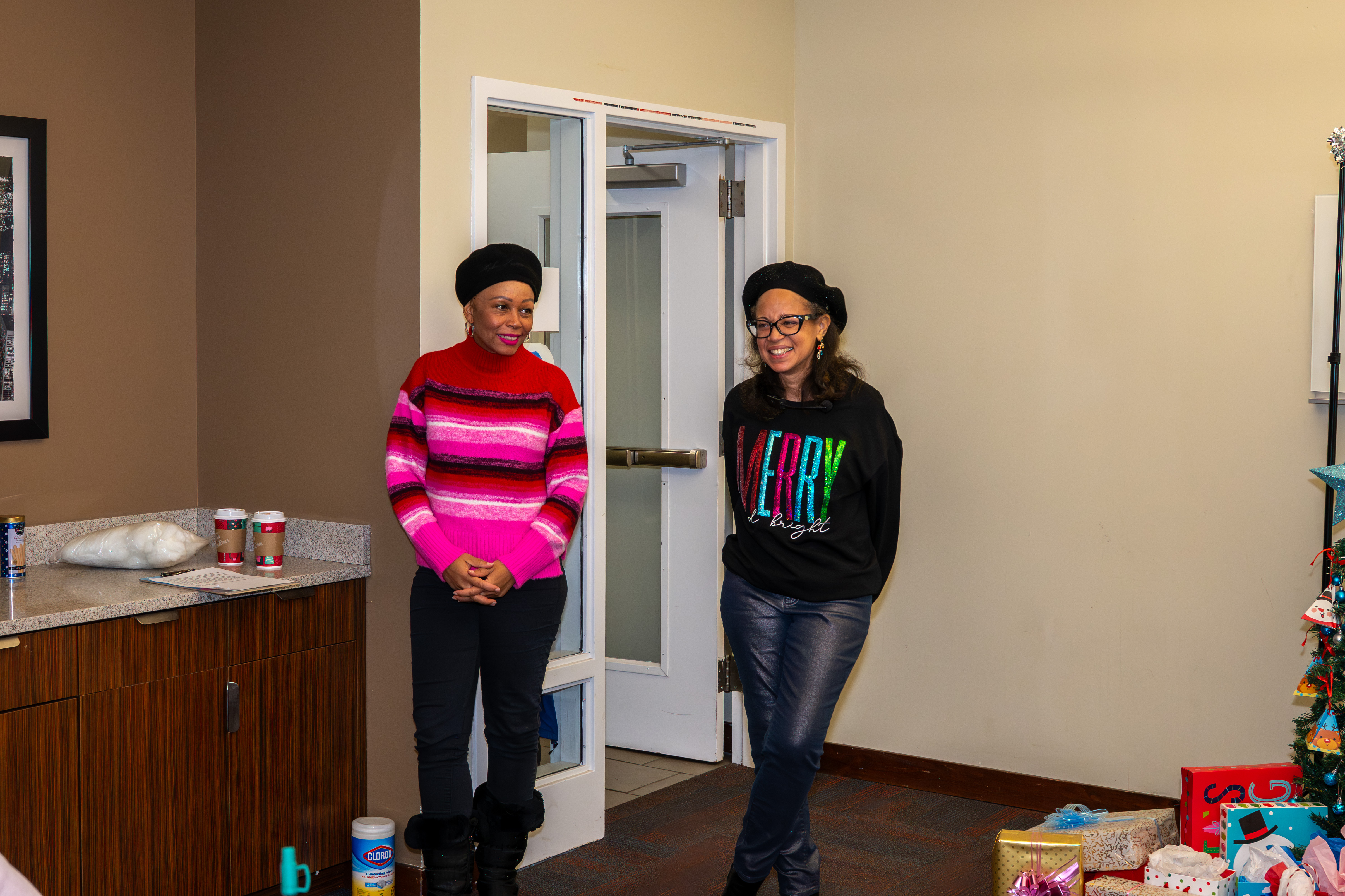 Kamora Freelend, the youngest African-American female pilot to earn her private license, and student pilot Sophie Robinson speak to middle school students at a meeting of Jack and Jill of America, Staten Island Tweens at the College of Staten Island in Willowbrook on Saturday, Dec. 20, 2025. (Owen Reiter for the Advance/SILive.com)
