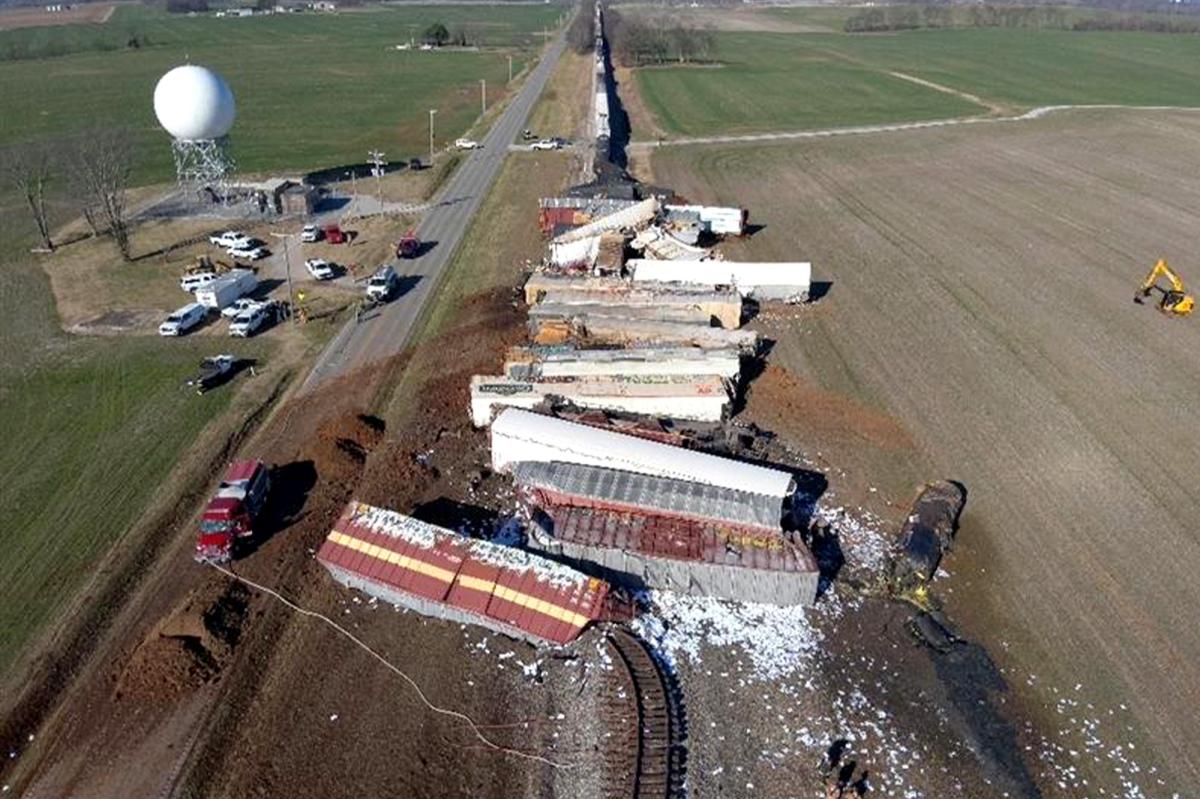 Massive CSX train derailment in Kentucky leaks dangerous chemicals