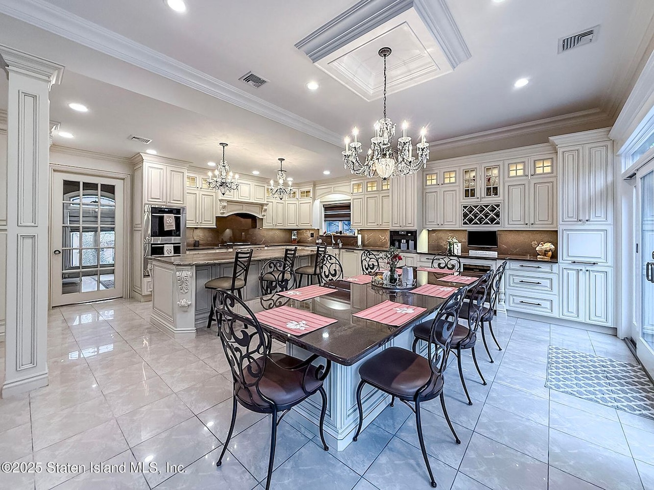 25 Beebe Street, Todt Hill