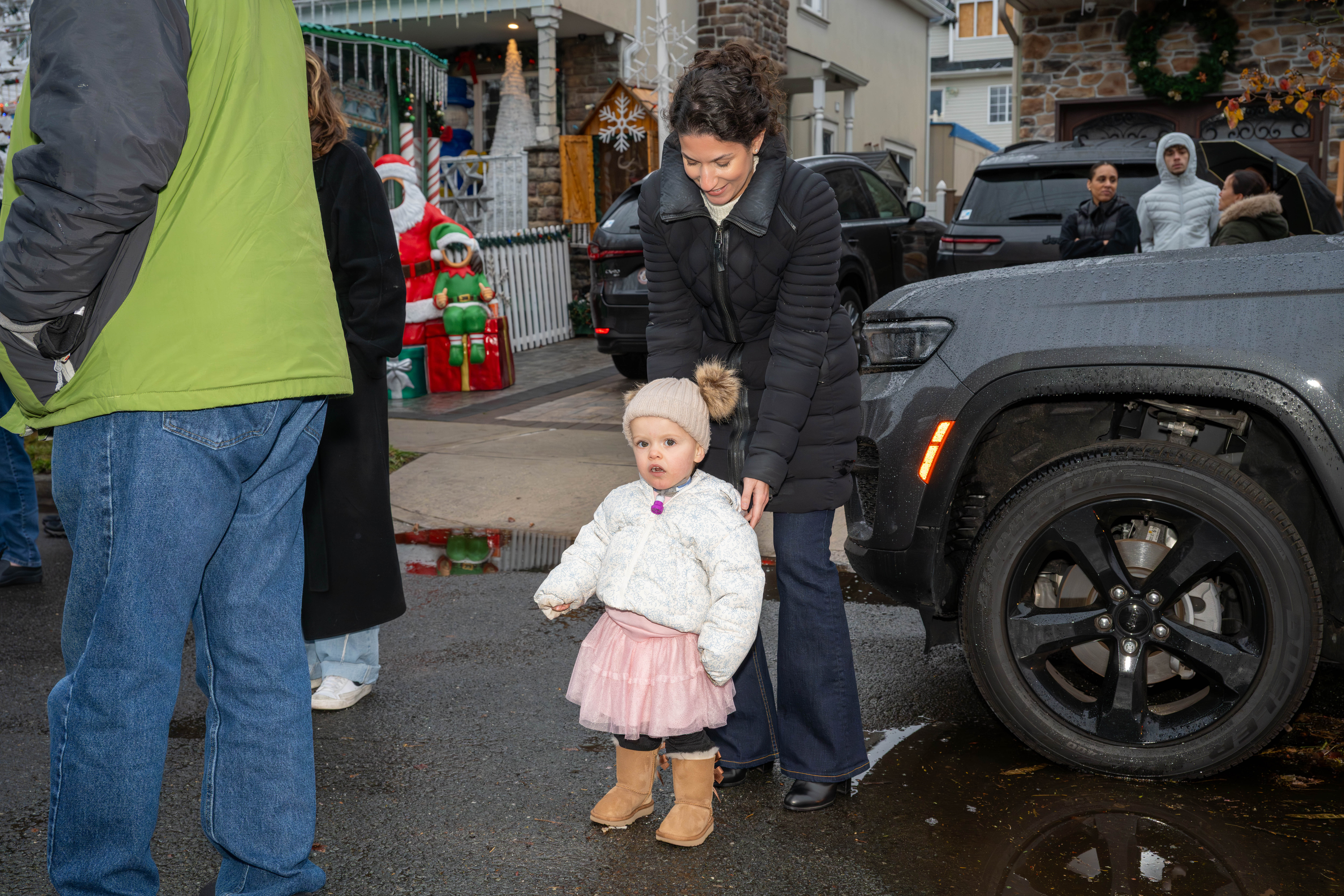 Hundreds gather to see Staten Island’s famous “Lights For Life” Christmas display and enjoy an entertainment extravaganza at the home of Joseph and Marisa DiMartino on Sunday, November 30, 2025, in Charleston. (Owen Reiter for the Advance/SILive.com)