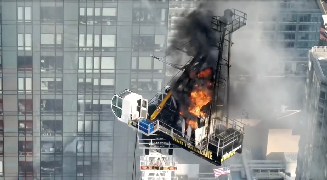FDNY drone shots from Wednesday's crane fire at 550 10th Avenue.