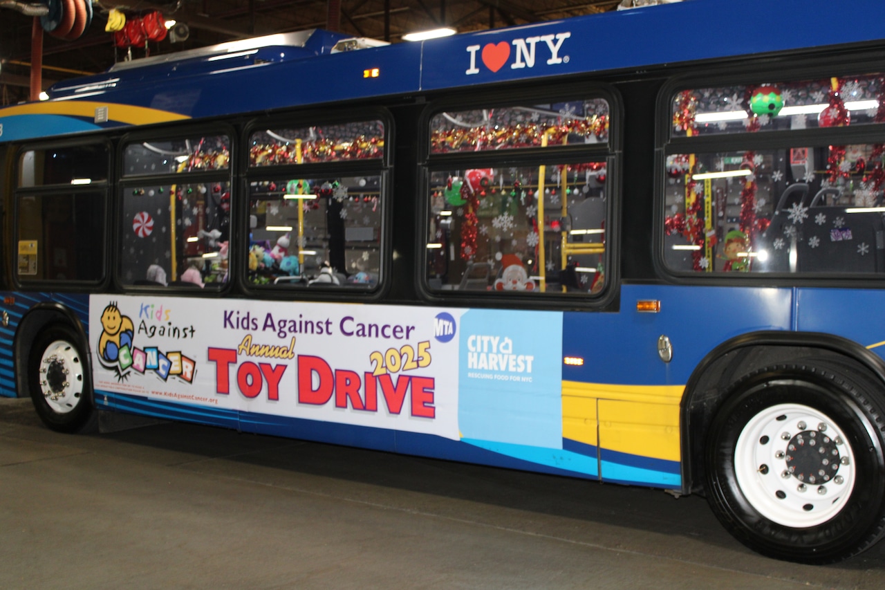 Santa's Express: MTA bus delivers holiday cheer to hospitalized Staten Island kids