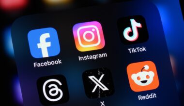 New York to require social media platforms to display mental health labels | Social Media News