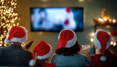 15 Family-Friendly Christmas Movies to Stream This Year – New York Family
