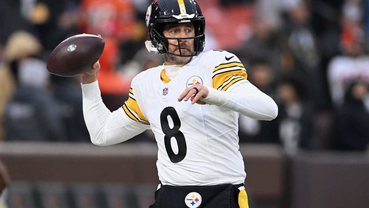 Aaron Rodgers reveals $20,000 holiday gift for Steelers linemen – NBC New York