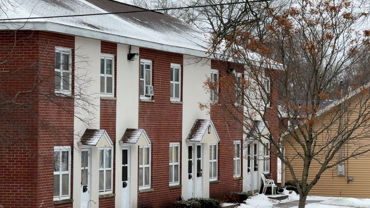 What it takes to qualify for public housing options in N.Y.