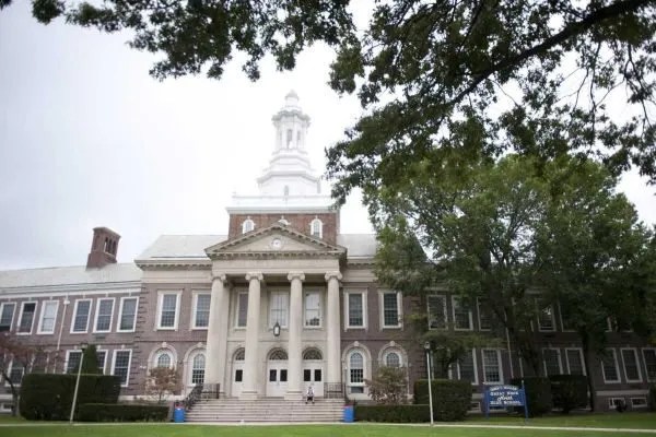 Two teens cited for Great Neck North High trespassing