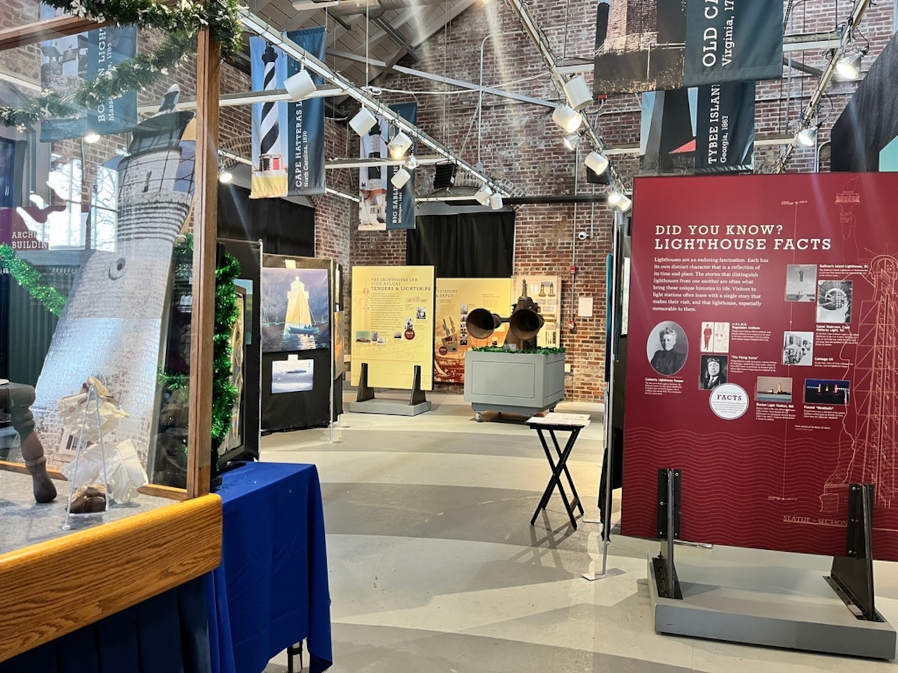 Lighthouse Depot site