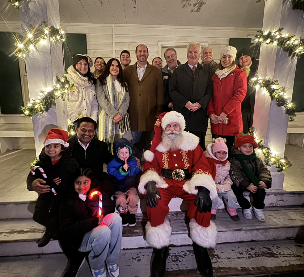 Santa with children and local politicians at the tree lighting at Historic Richmondtown on Dec. 5, 2025. (Steve White for the Advance/SILive.com)