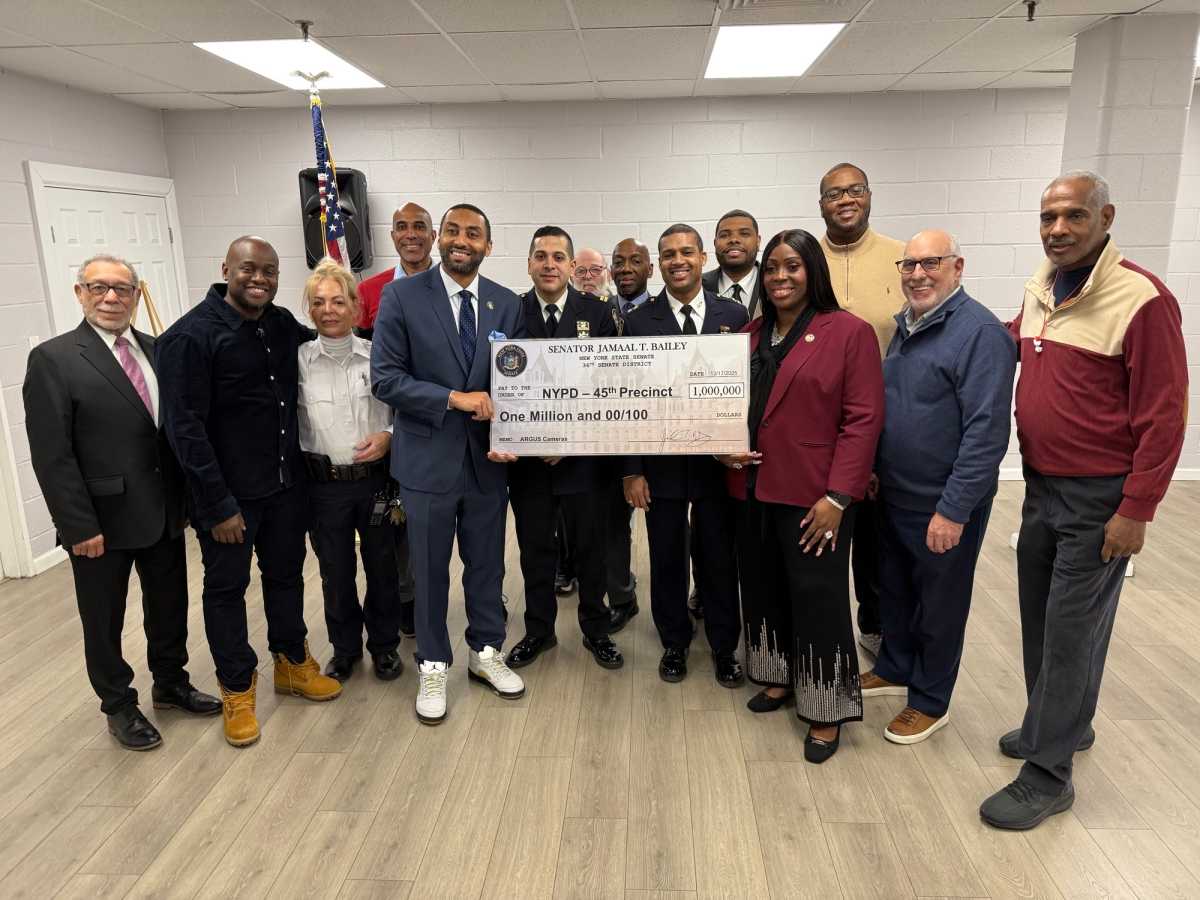 Senator Jamaal T. Bailey presents $1 million for NYPD surveillance cameras in Co-op City – Bronx Times