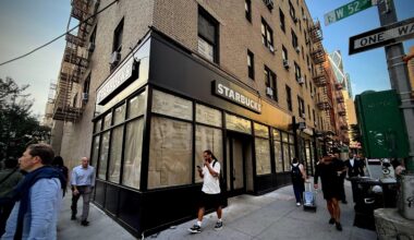 Dunkin Overtakes Starbucks in Manhattan as Chain Stores Pull Back Across NYC