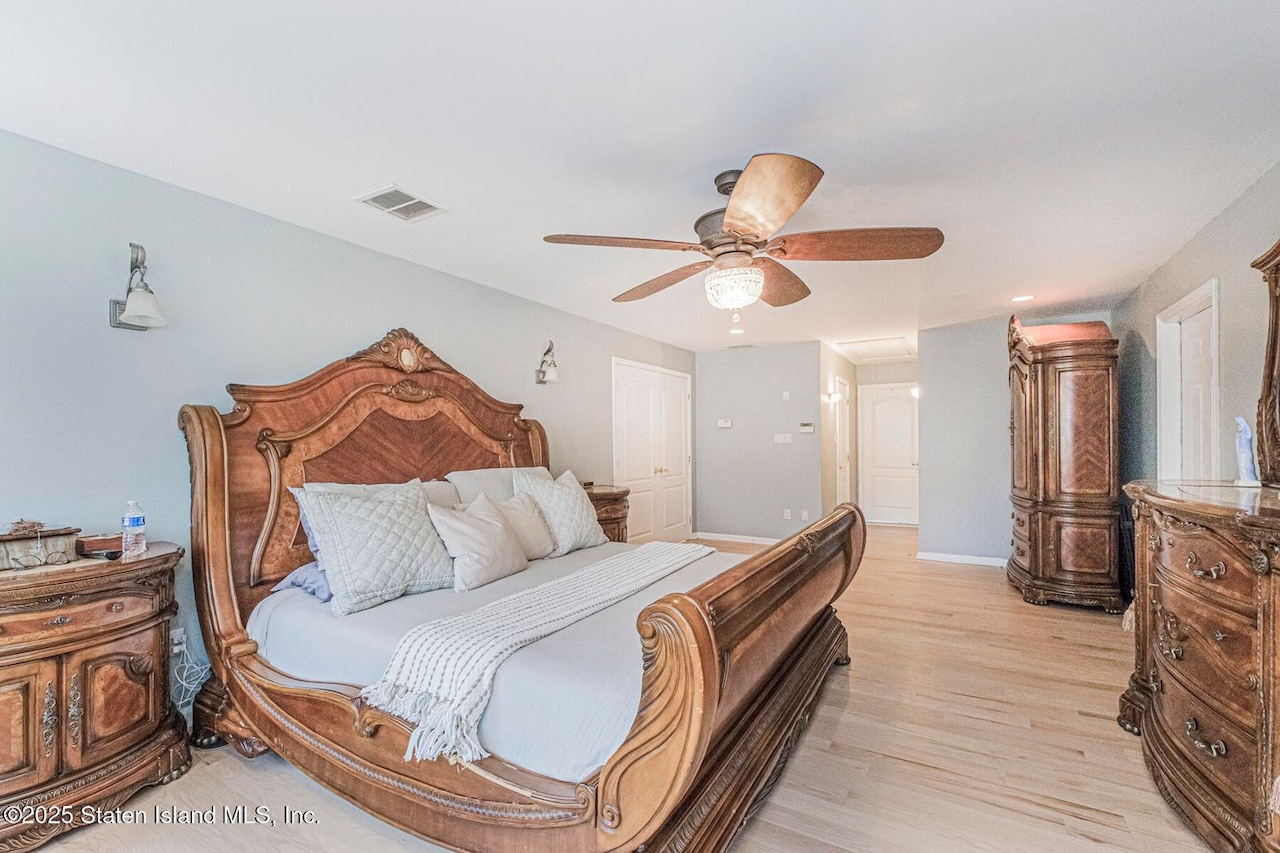 72 Giegerich Avenue, Tottenville