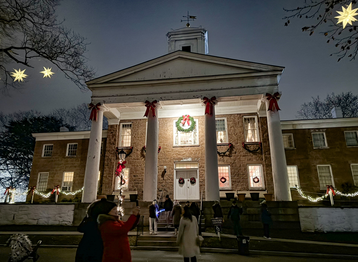 Scenes from the tree lighting at Historic Richmondtown on Dec. 5, 2025. (Steve White for the Advance/SILive.com)