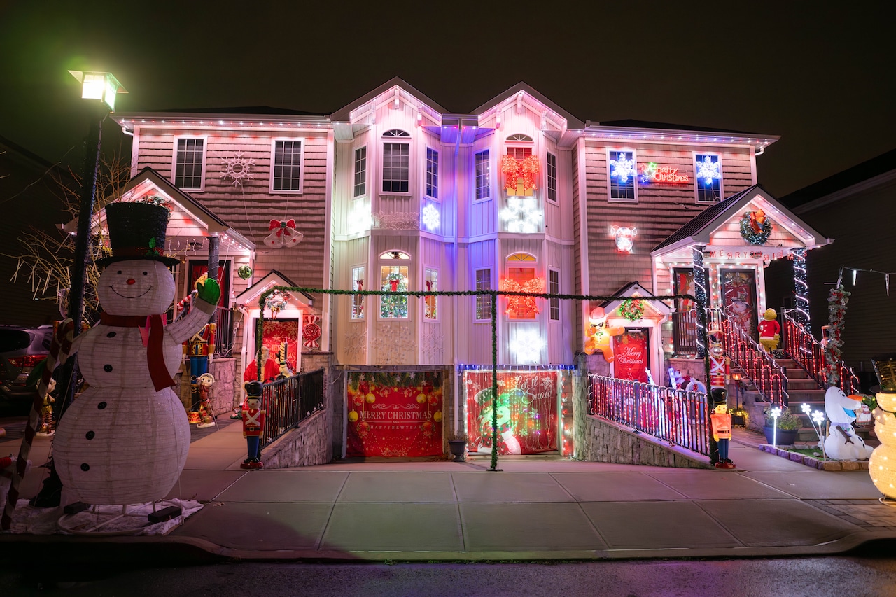 93 and 99 Berkshire Lane in Rossville