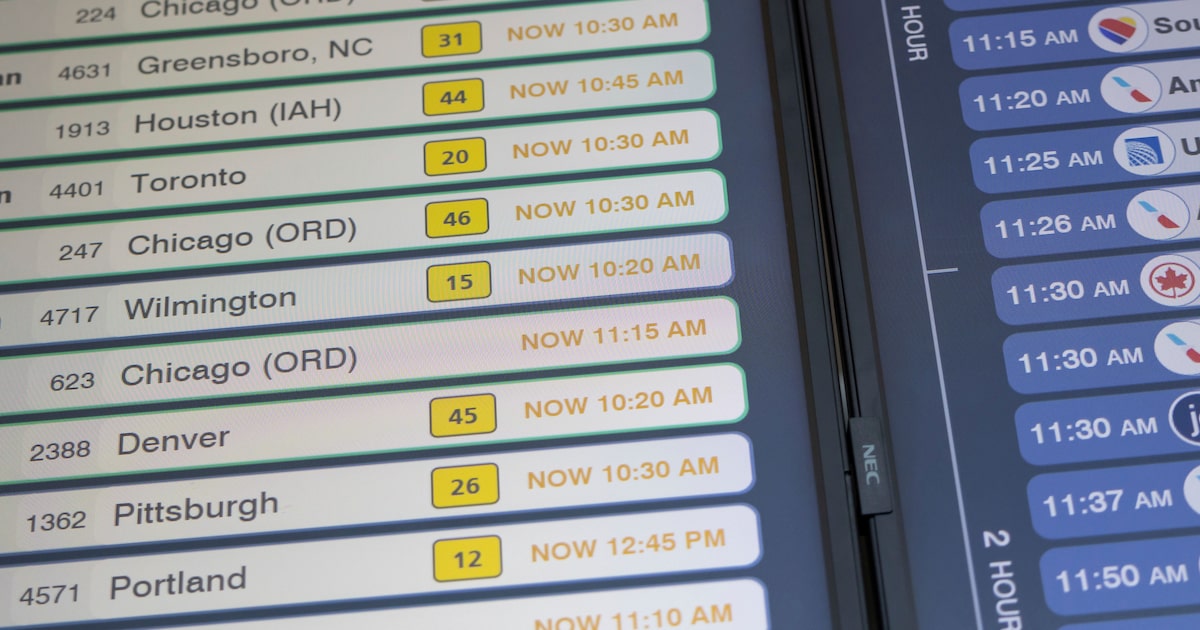 Snowstorm disrupts holiday travel at New York airports