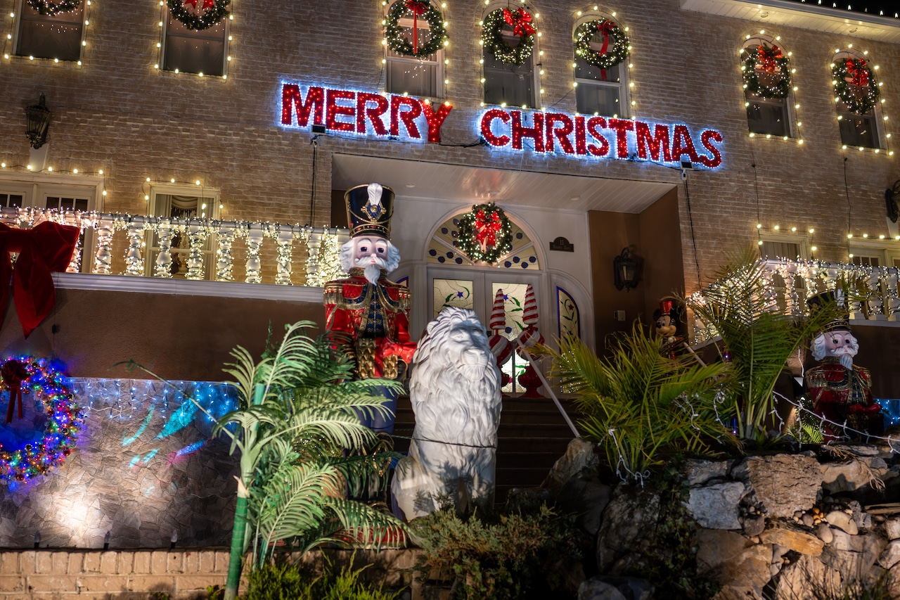 15 Nicolosi Drive in Annadale