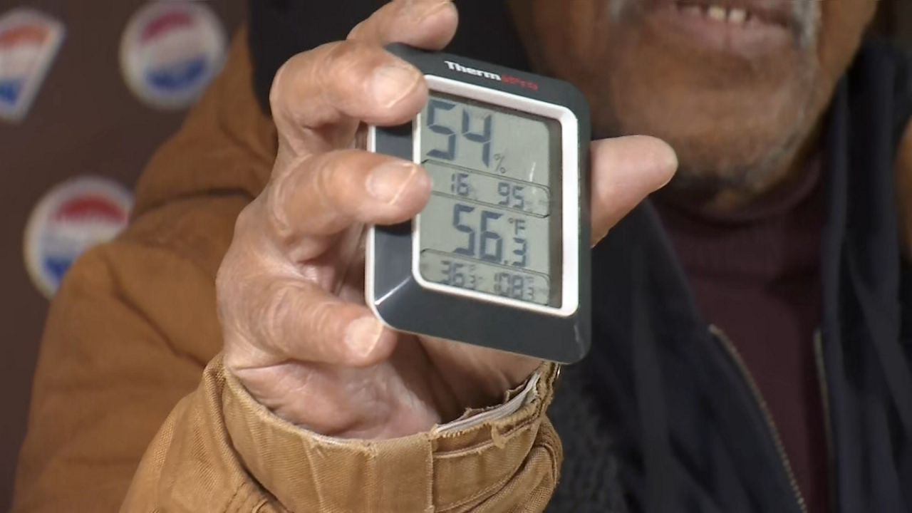 City law requires landlords to maintain at least 68 degrees during the day and 62 degrees at night from October through May. (Spectrum News NY1)