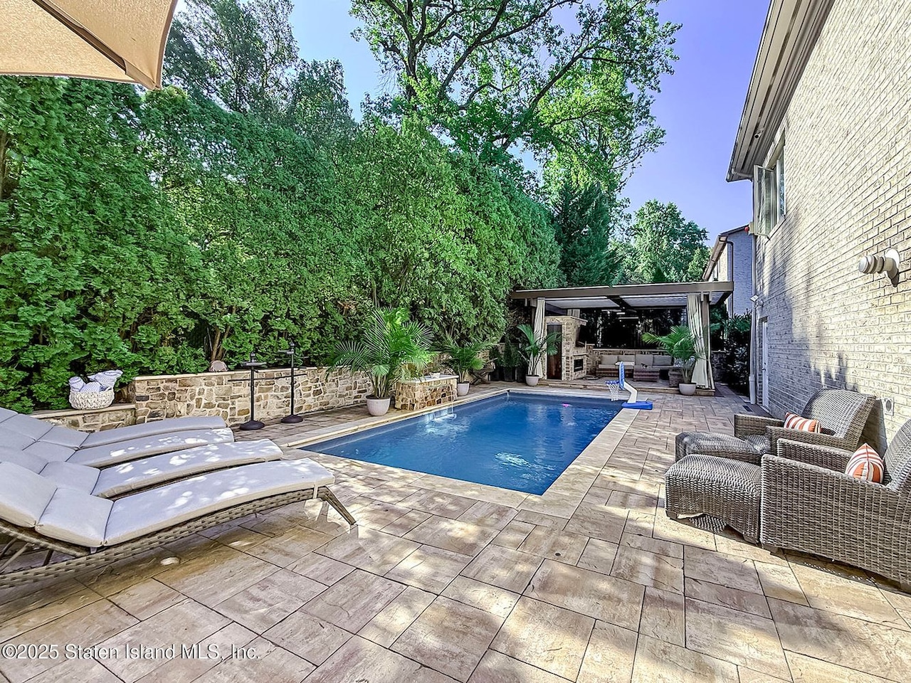 25 Beebe Street, Todt Hill