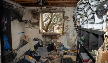 Heartbreaking photos: Staten Island fire Christmas night displaces 2 families