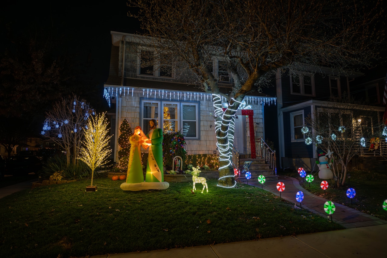 218 Decker Avenue in Port Richmond
