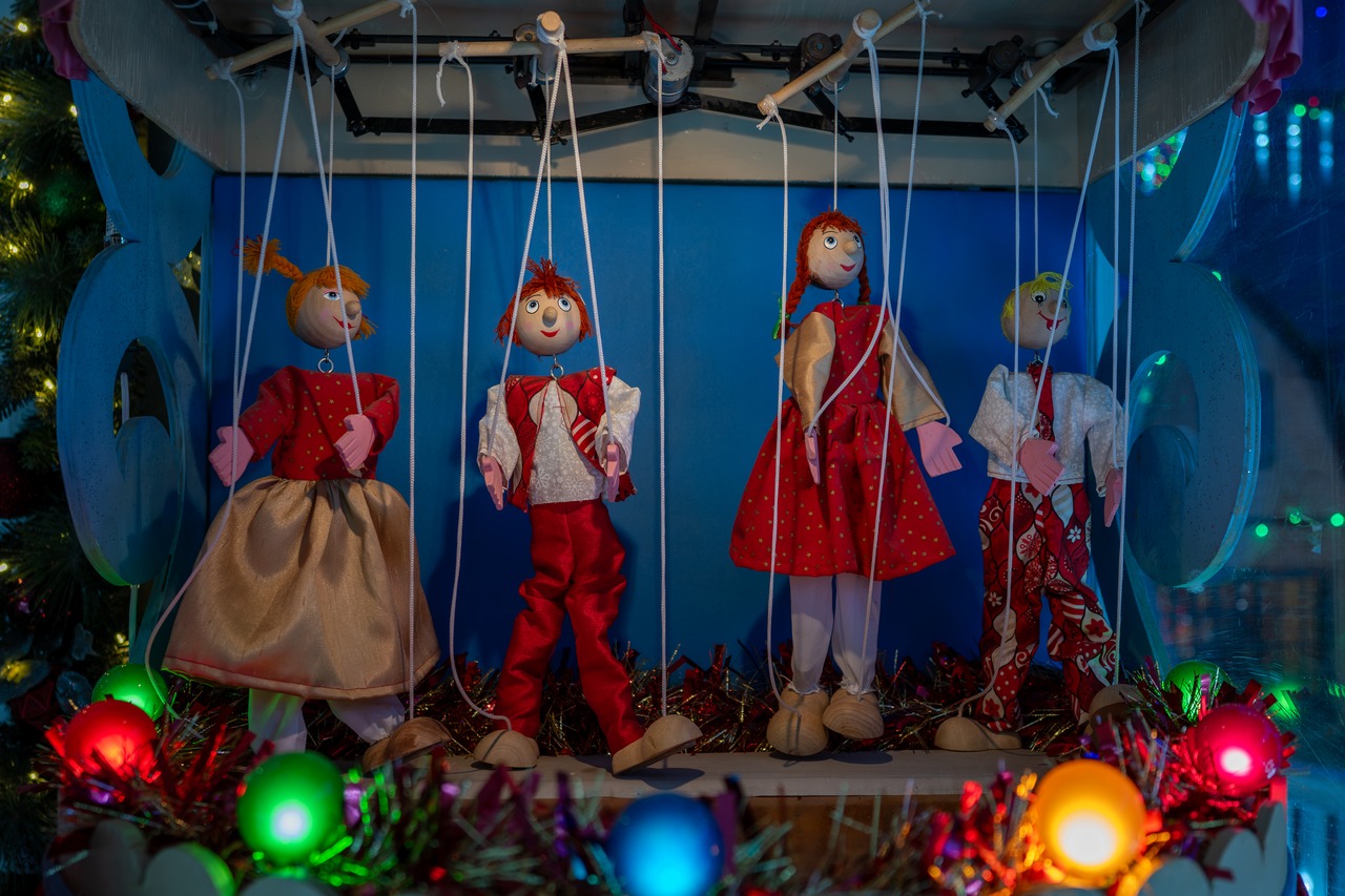 107 Sharrotts Road in Charleston