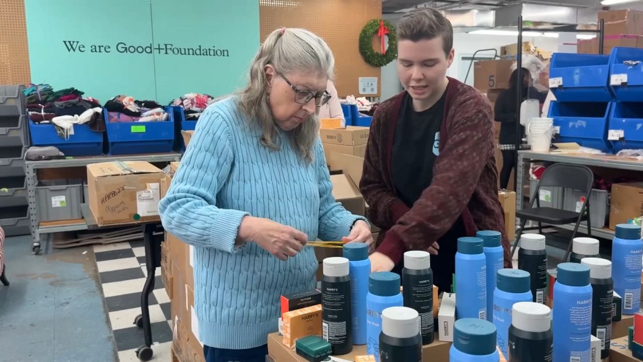 New Yorker volunteers at same organization for two decades