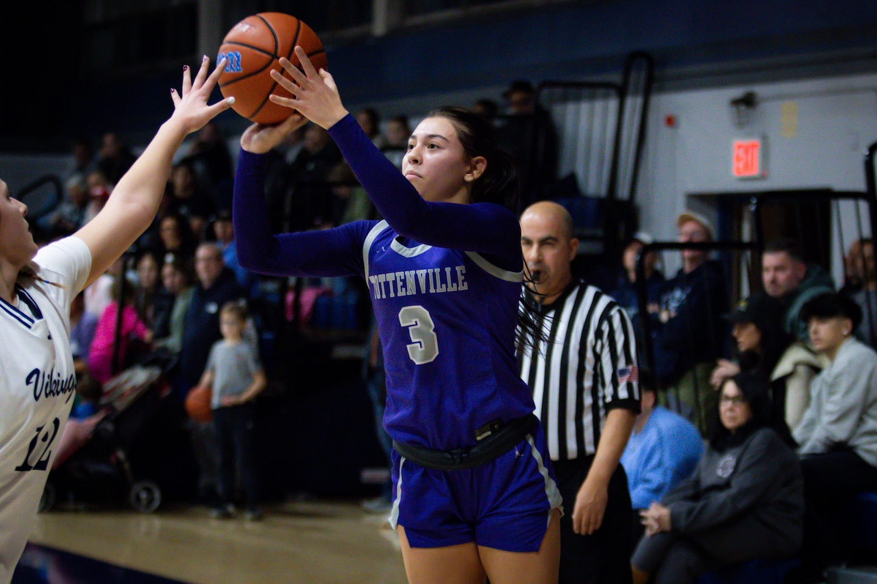 Sea vs Tottenville girls' basketball
