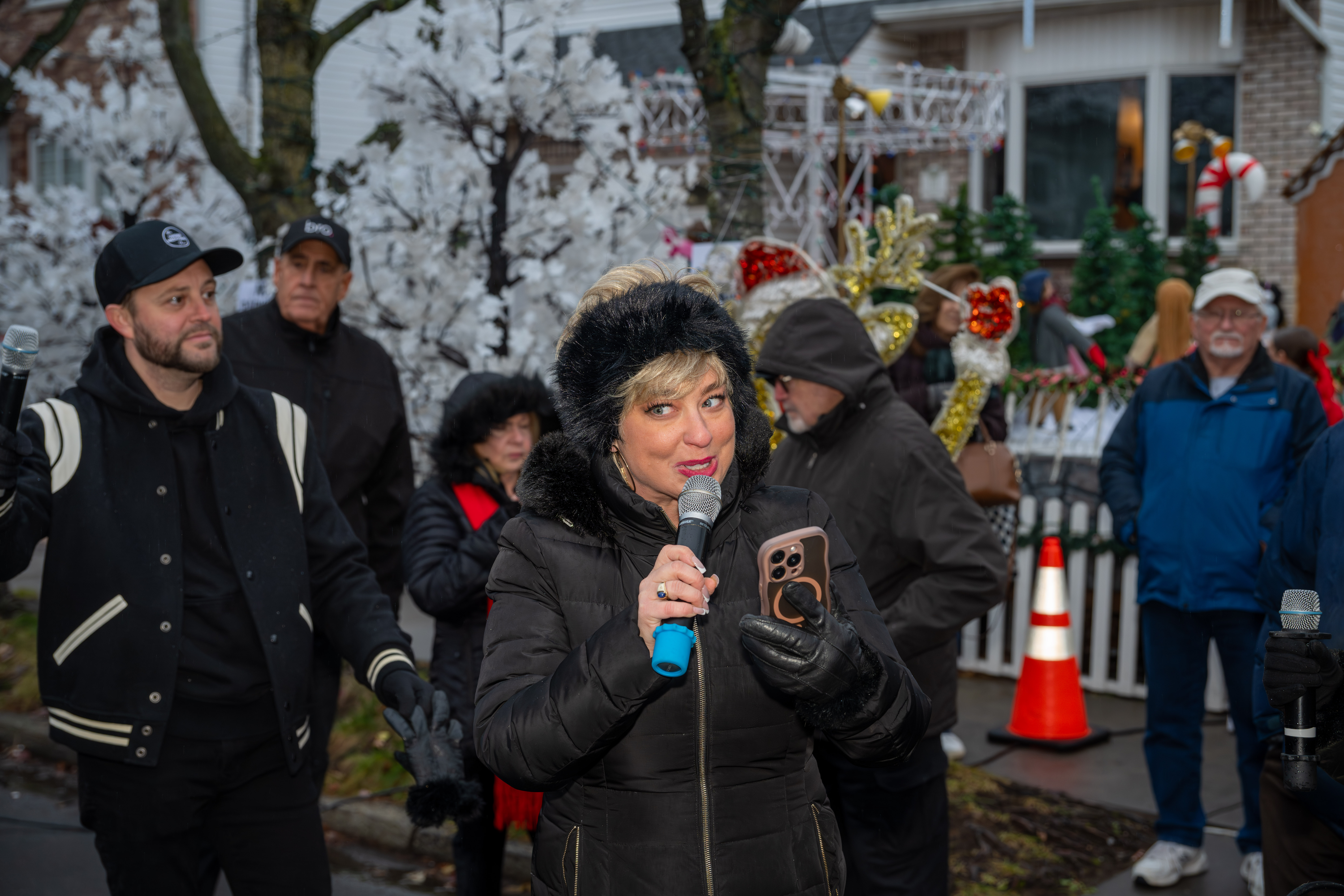 Hundreds gather to see Staten Island’s famous “Lights For Life” Christmas display and enjoy an entertainment extravaganza at the home of Joseph and Marisa DiMartino on Sunday, November 30, 2025, in Charleston. (Owen Reiter for the Advance/SILive.com)