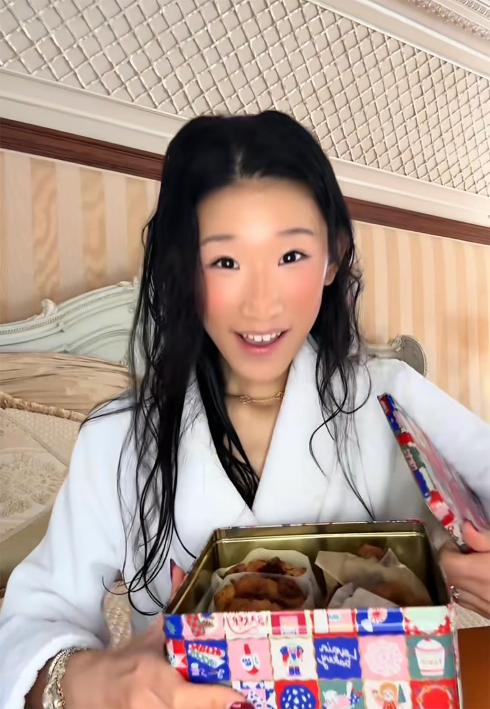 RichTok Influencer Becca Blooms Husband Flies in Her Favorite Cookies for Advent Calendar Surprise