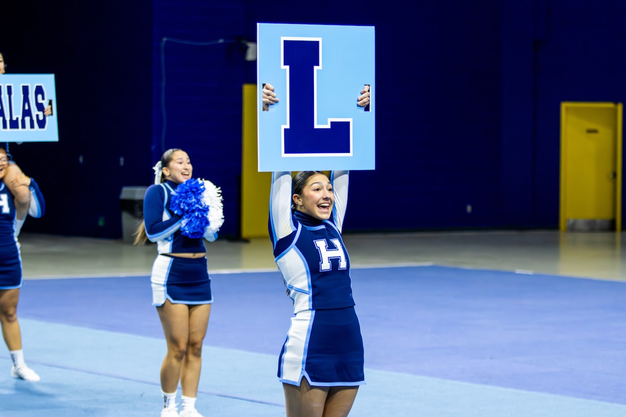 Hill, Moore win at CHSAA Nassau Regional