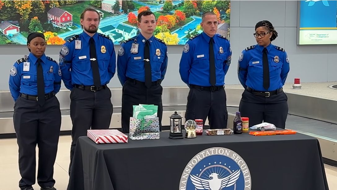 TSA issues its holiday travel checklist for N.Y. flyers