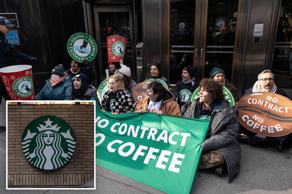 12 Starbucks strikers arrested outside Empire State Building