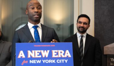 Mamdani reverses course on mayoral control over NYC schools as he appoints Kamar Samuels chancellor