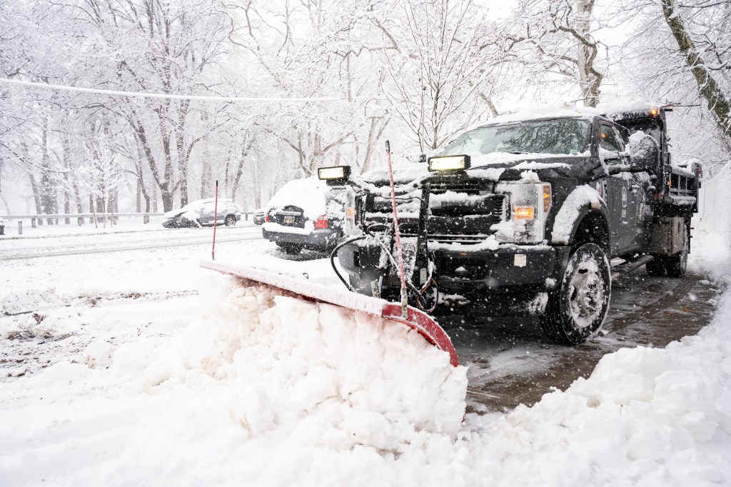 NYC snowstorm expected to start Friday as soon as 1 p.m., be heaviest after 8 p.m.