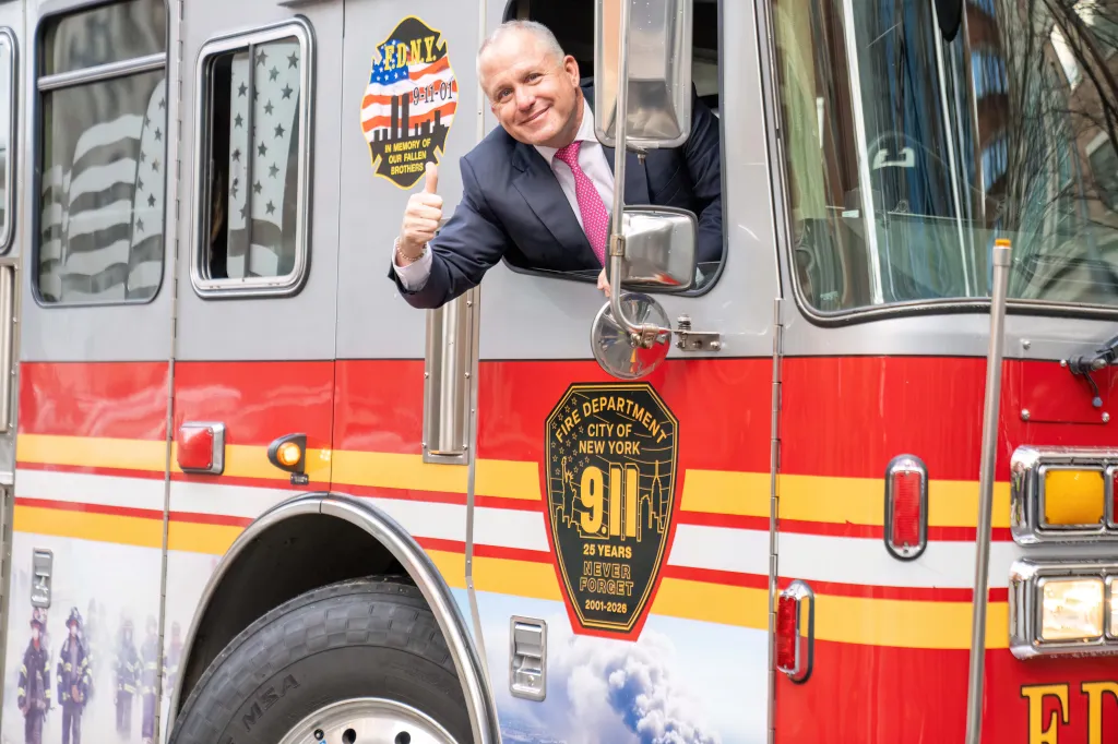 FDNY bids farewell to Fire Commissioner Robert Tucker with Brooklyn send-off