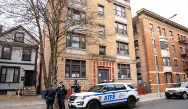 Man slashed in hand during bloody Brooklyn brawl