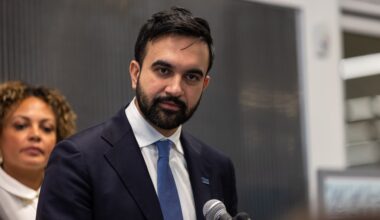 Mamdani, dozens of other pols press NYC hospitals to cut labor deal with nurses as deadline looms