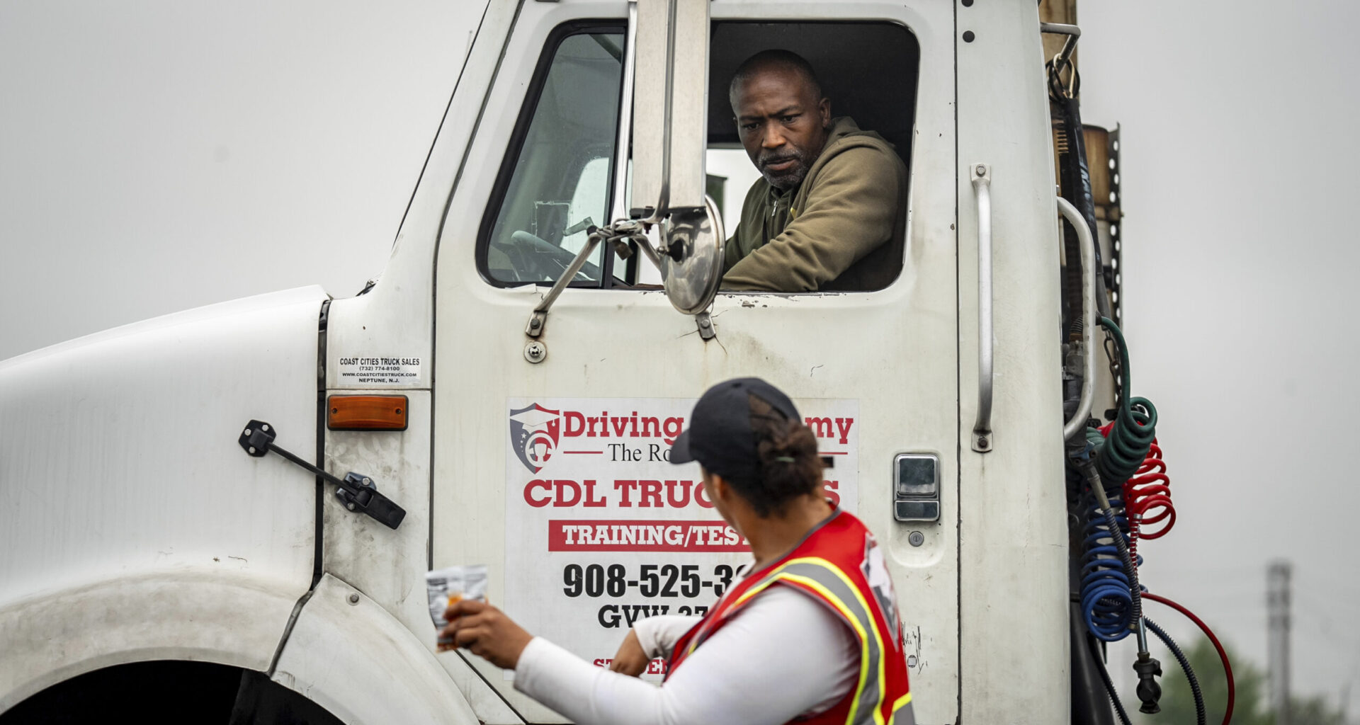 New York Says It Follows Federal Rules on Commercial Driver’s Licenses for Immigrants